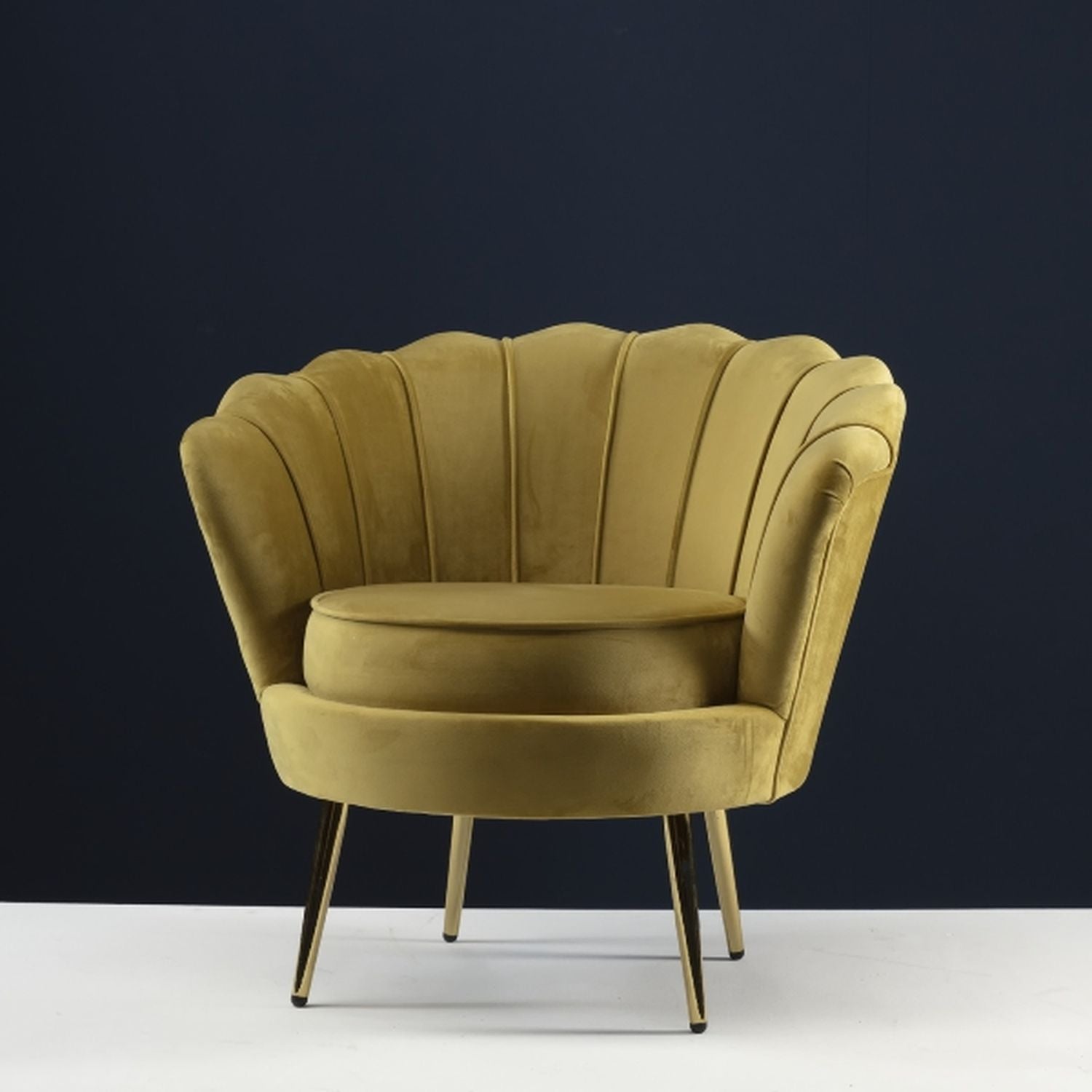 Sessel Audrey, senfgelb Samt/Metall/Holz, 82x75x79 cm