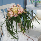 OASIS® Bridal Bouquet Holder